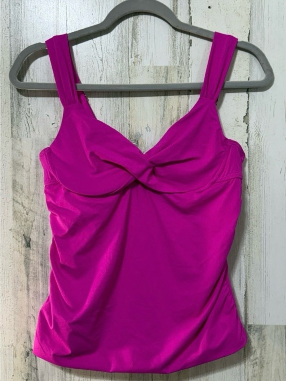 Anne Cole Women's Twist-Front Tank Top in Fuchsia 36B/34C - Picture 2 of 10